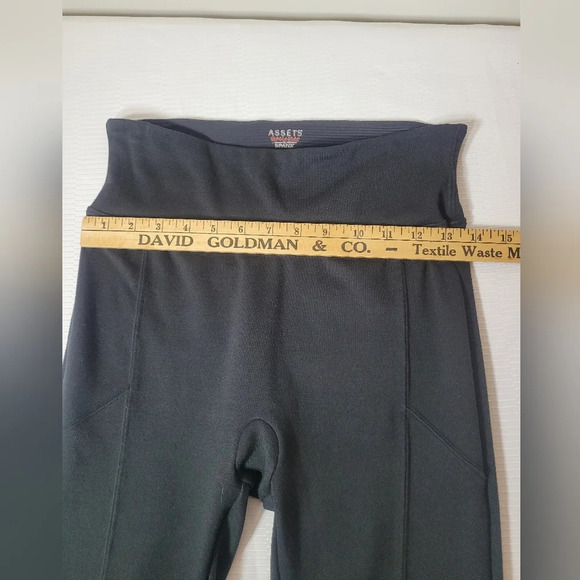 Assets Red Hot Label by Spanx sz M - Picture 8 of 10